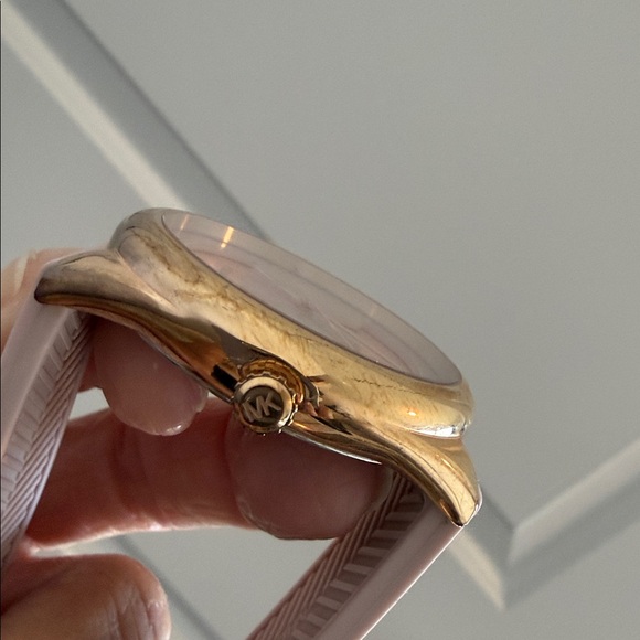 Michael Kors Women's Janelle Rose Gold-Tone Stainless Steel Watch MK7139 - Picture 7 of 9